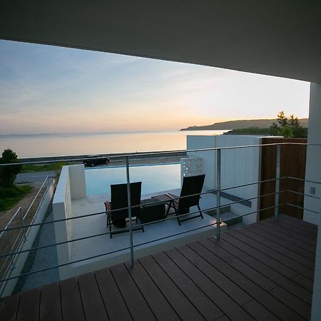 Отель Keiki Beachhouse & Cafe Накидзин Экстерьер фото