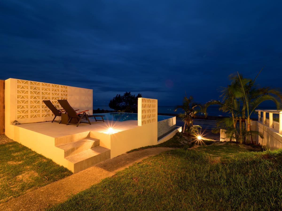 Отель Keiki Beachhouse & Cafe Накидзин Экстерьер фото